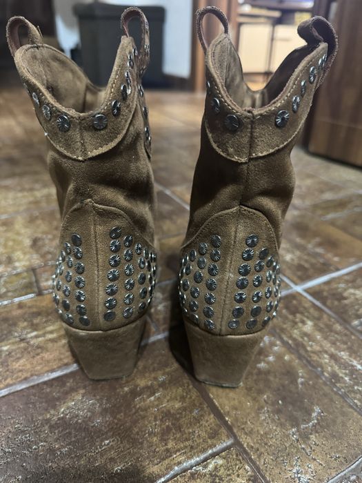 Cizme scurte captuseala interioara