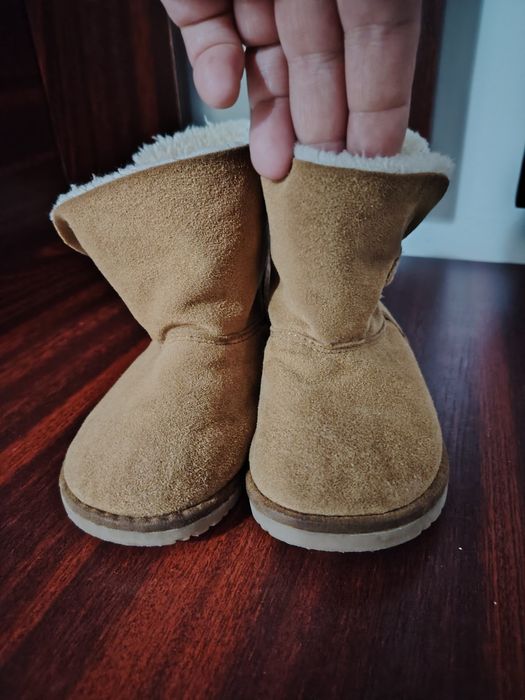 Ghetuțe Zara baby, mărimea 21