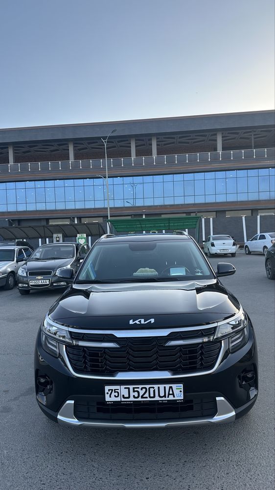 Kia seltos.