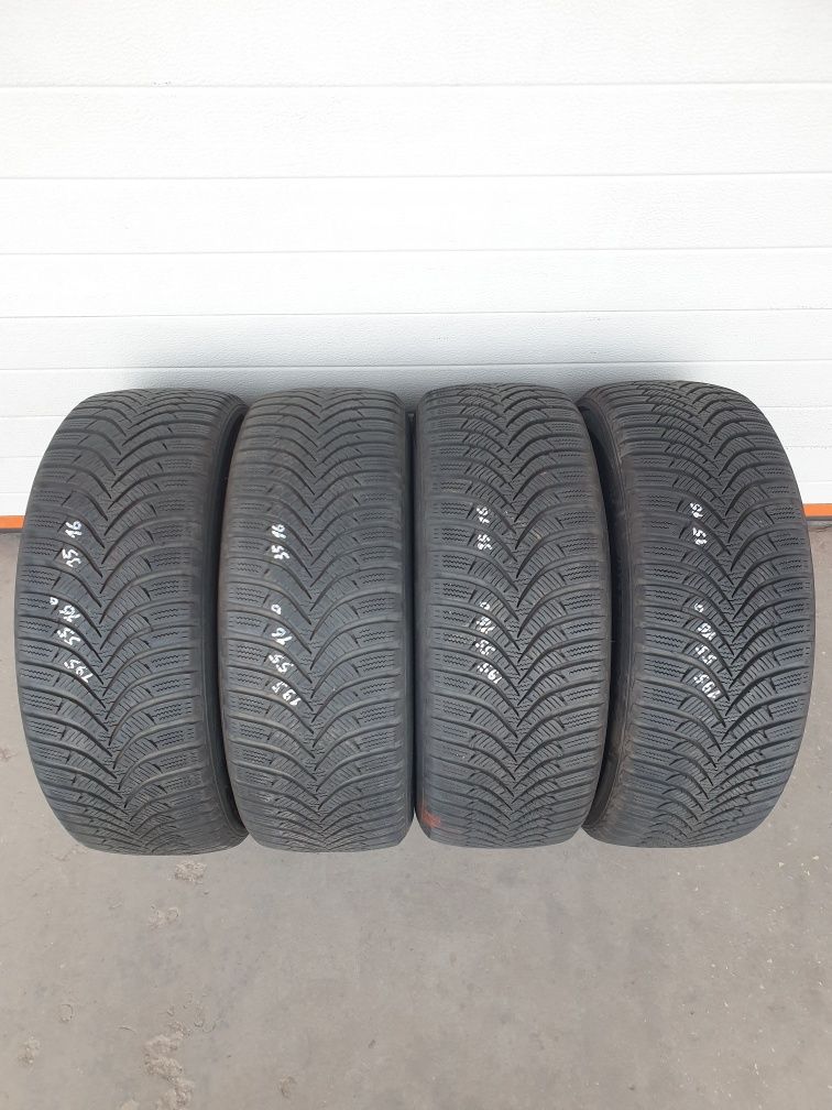 Зимни гуми 4 броя HANKOOK WinterIcept RS2 195 55 R16 дот 3516
