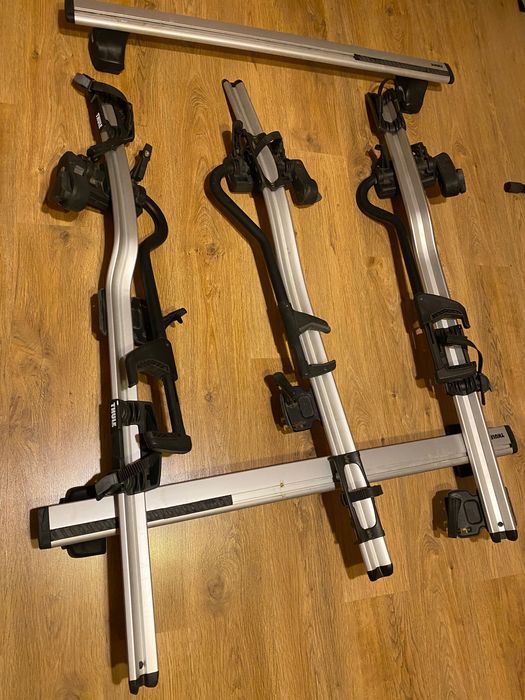 Set complet THULE pentru 3 biciclete