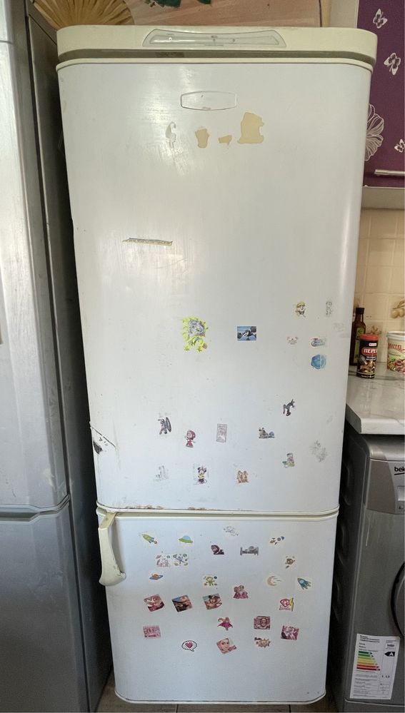 продам холодильник рабочий