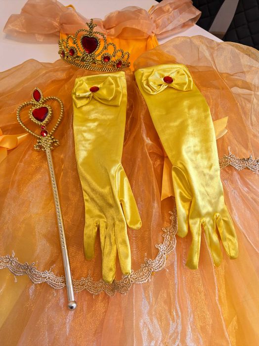 Роклята на принцеса Бел