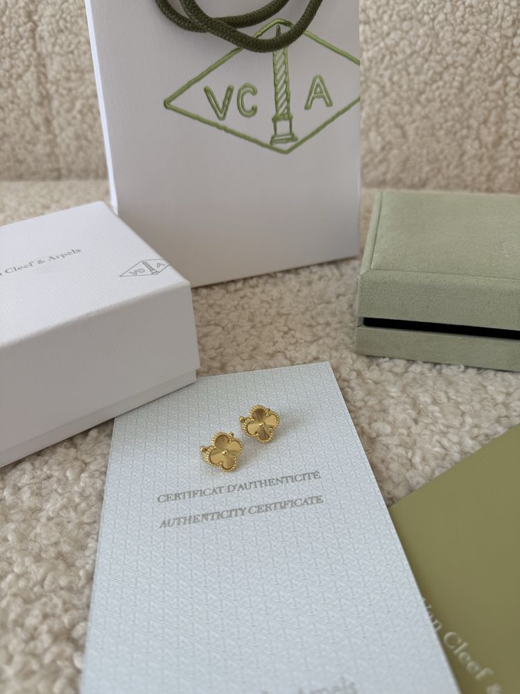 Van Cleef обеци Alhambra