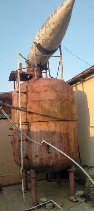 10 тонналик метал ёмкость сотилади