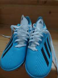 Pantofi sport Adidas, mărimea 38