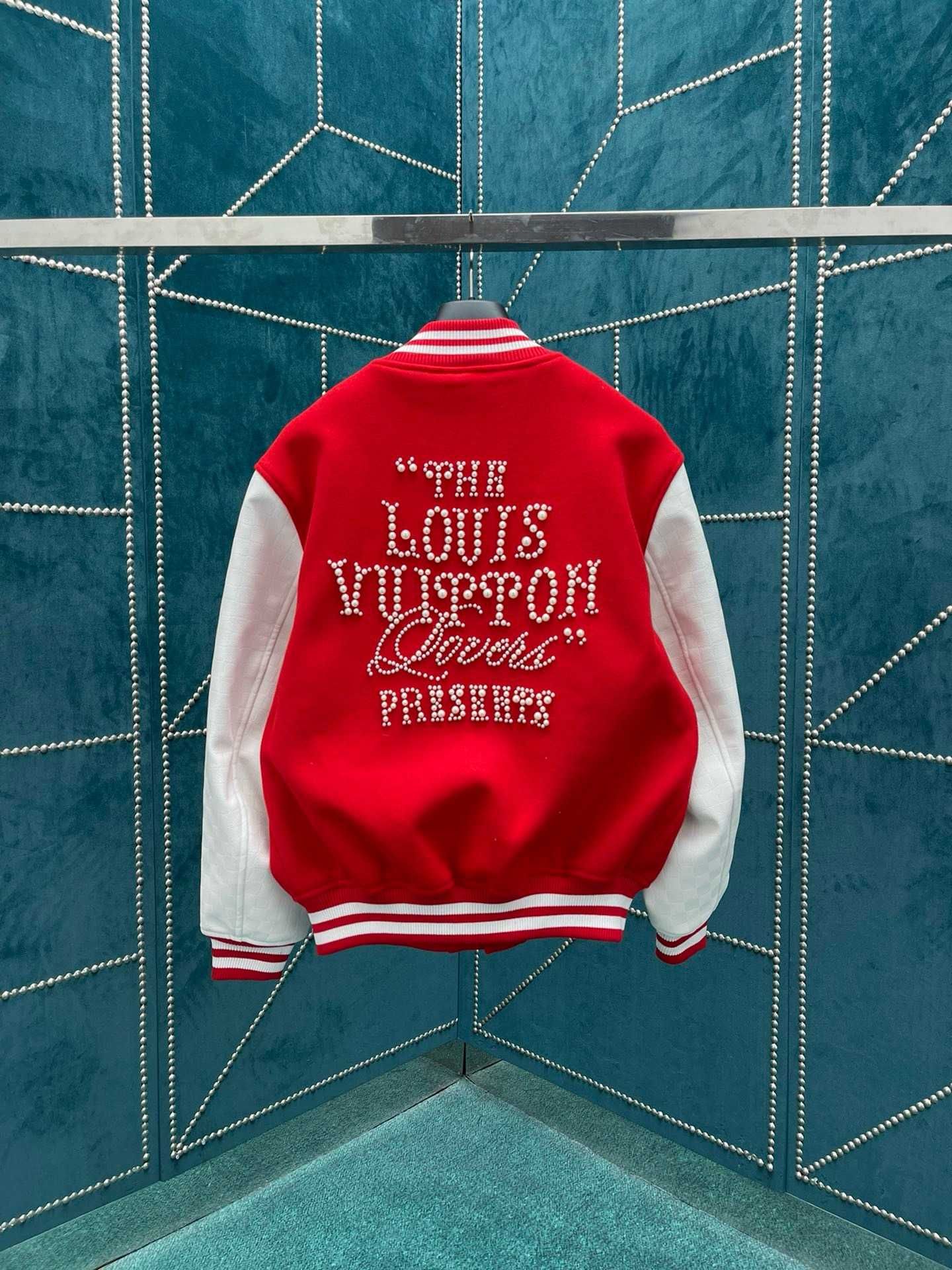 Geaca Louis Vuitton