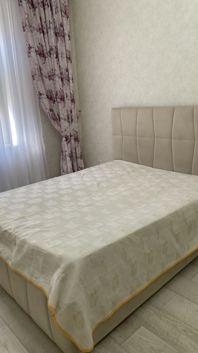 кровать с матрасом 45000