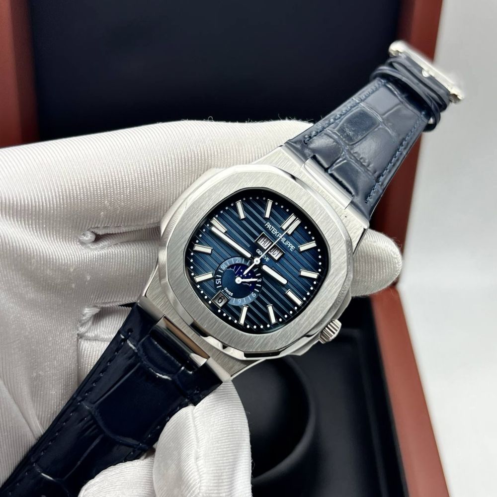 Man watch patek philippe anual calendar