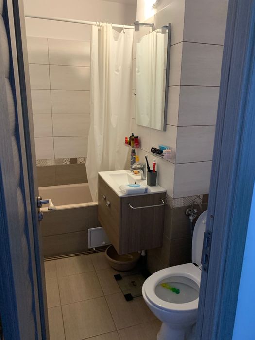 de inchiriat apartament cu 2 camere zona Ostroveni