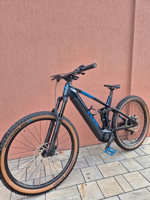 Bicicleta electrica carbon Cube emtb