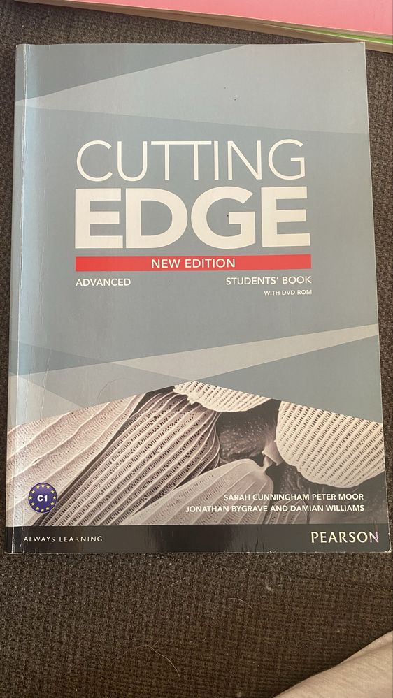 Cutting Edge Advanced (C1) – учебник и тетрадка по английски език