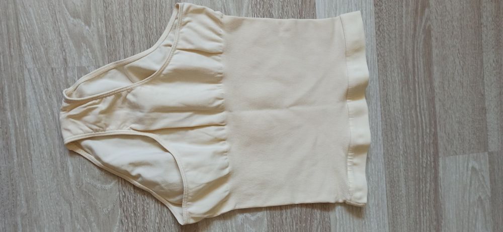 Bodyuri modelatoare noi