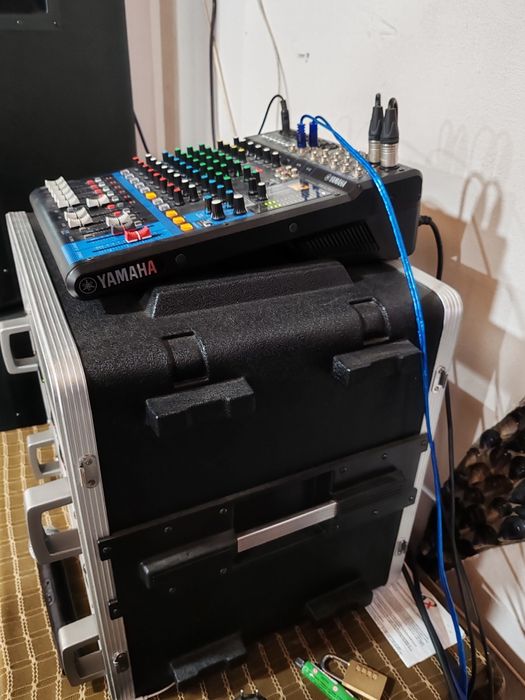 De vânzare, fără schimb!