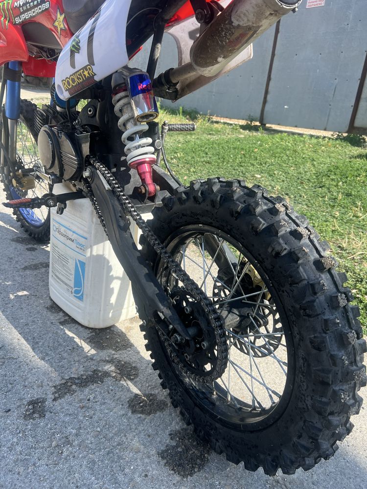 Продавам крос 125cc