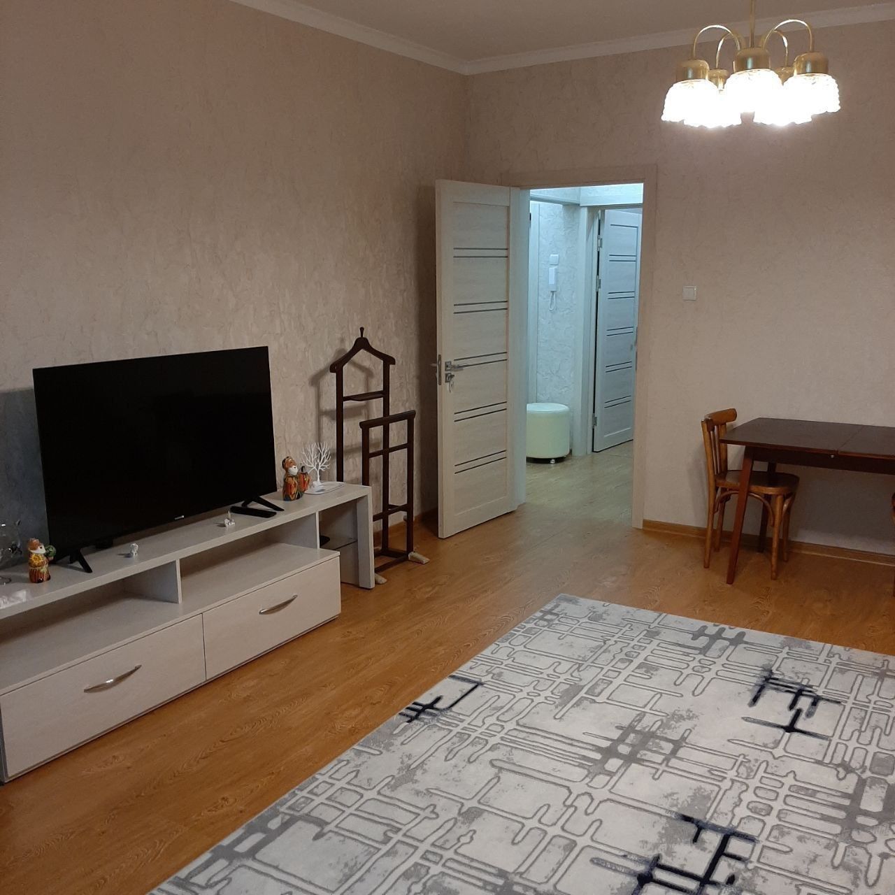Паркентский 3 ком Аренда