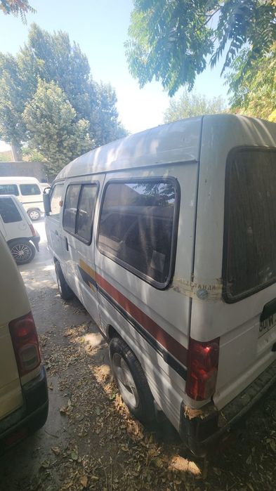 Дамас сотилади холати яхши. Нархи келишилади