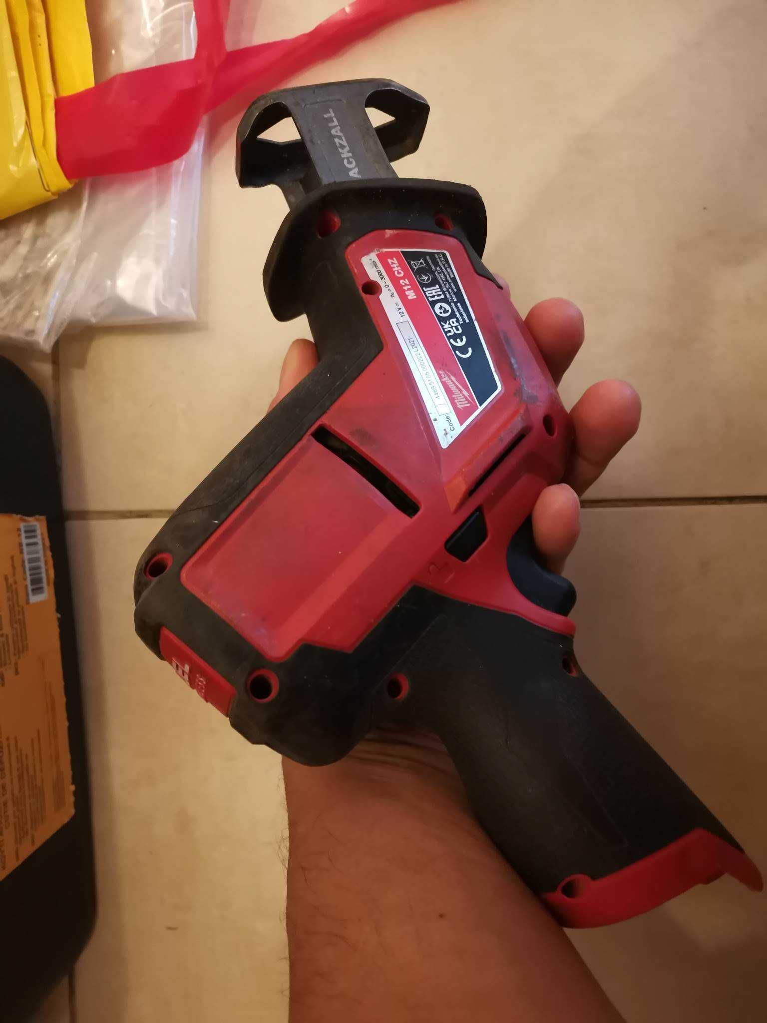 Milwaukee M12 CHZ-0 Безчетков саблен трион 12V Li-ion