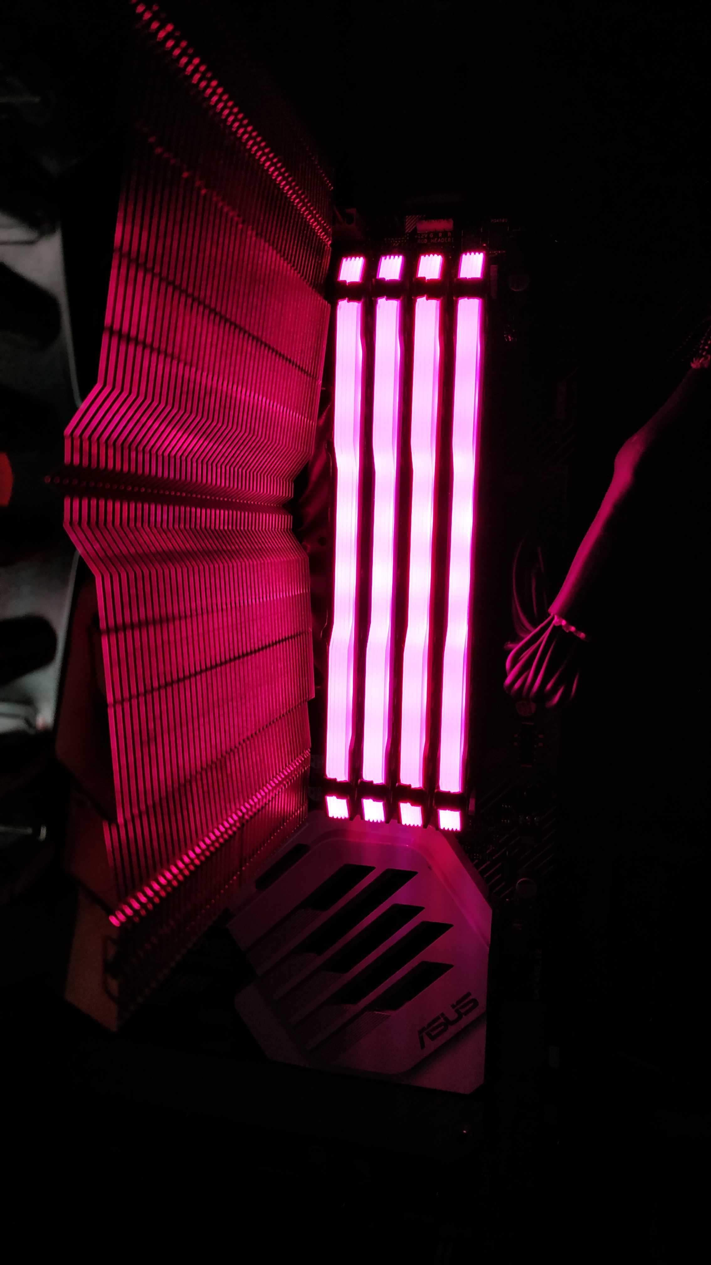 Оперативная память Corsair Vengeance RGB DDR4 3600 Mhz 8 Gb