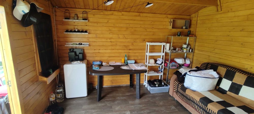 Teren intravilan 1200mp+casuta de gradina si anexe Cascioarele, Ulmi