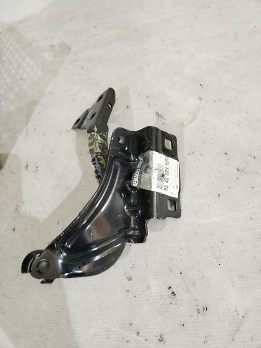 Balama capota dreapta, Renault Megane 4, 2016, 2017, 2018, 2019, 2020, cod origine OE 654002919R.