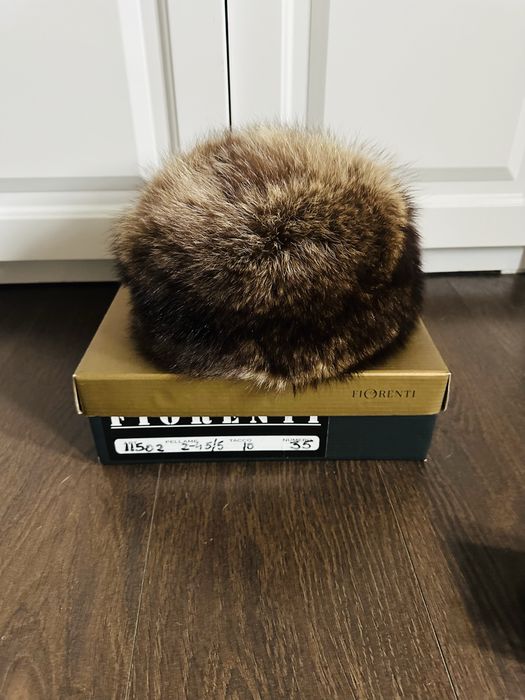 Caciula eleganta de dama , din blana naturala