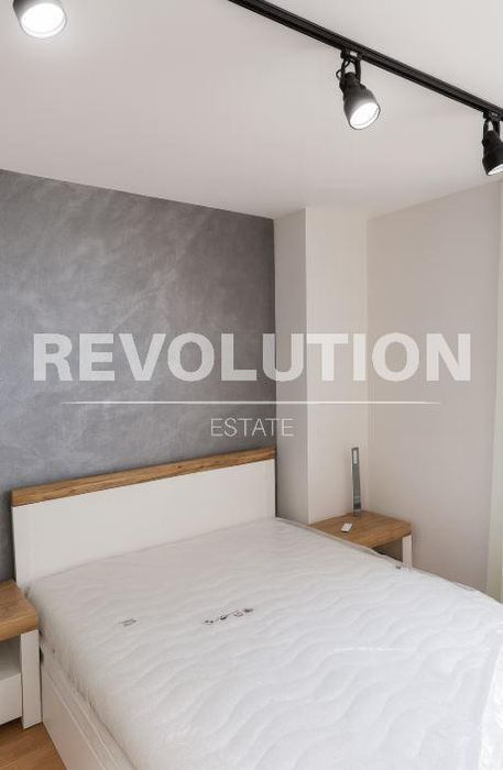 Тристаен апартамент в района на кк. Чайка!