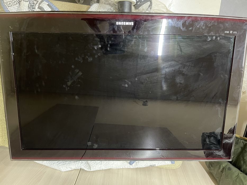 Большой плазменный телевизор самсунг