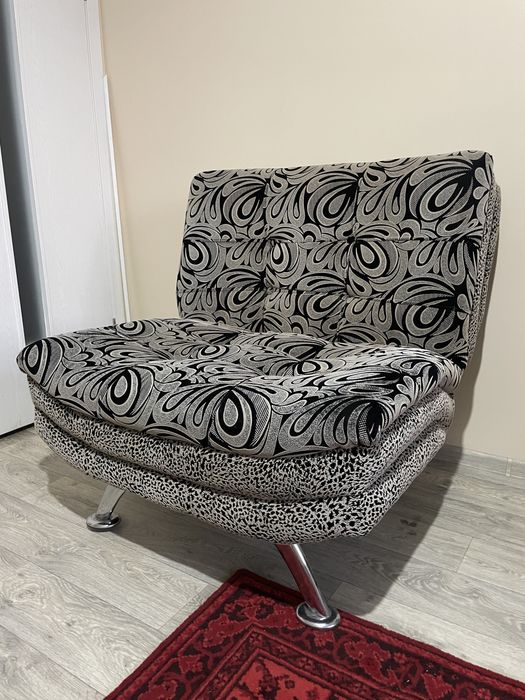 Диван и два кресла