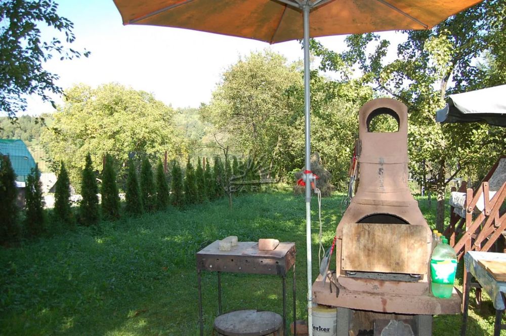 CRACIUN 2025 Moieciu , inchiriez  4 camere + living cu bucatarie