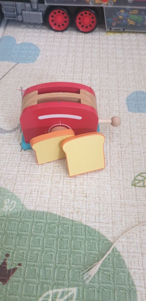 Дървени детски играчки