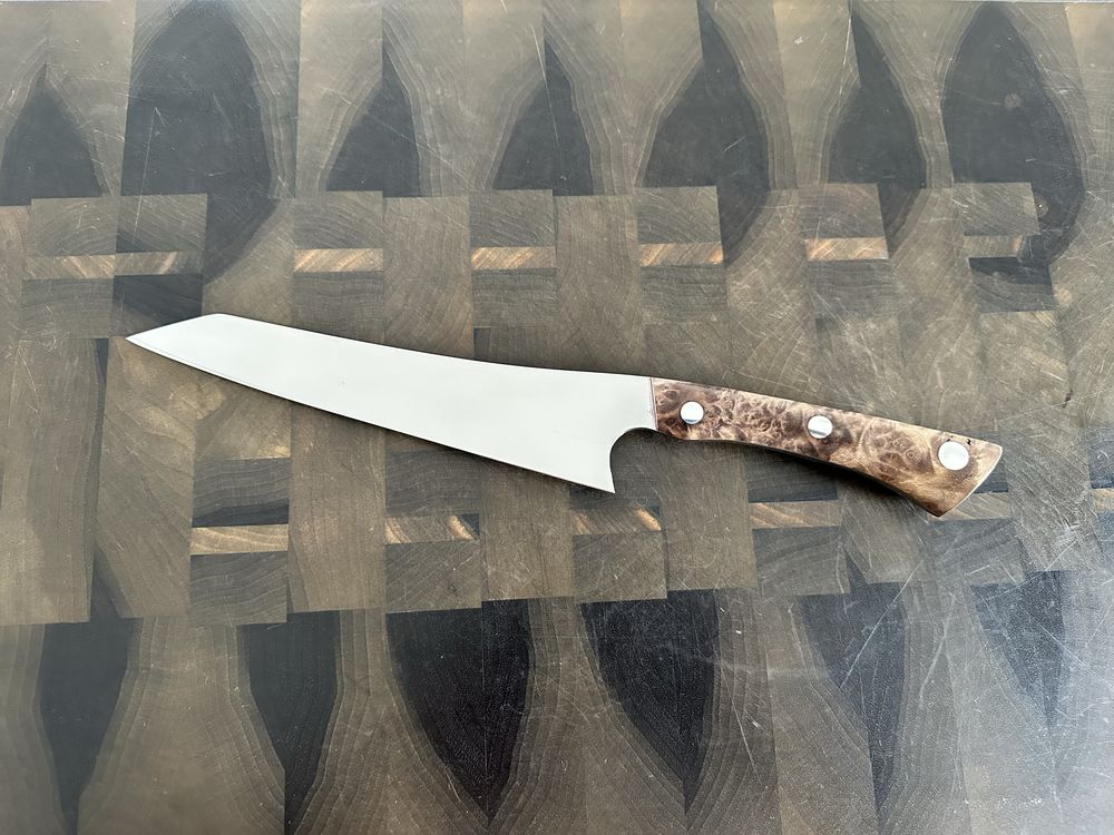 Cutit de bucatarie facut manual
