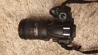 DSLR Nikon D5000 cu obiectiv Nikon 18-200