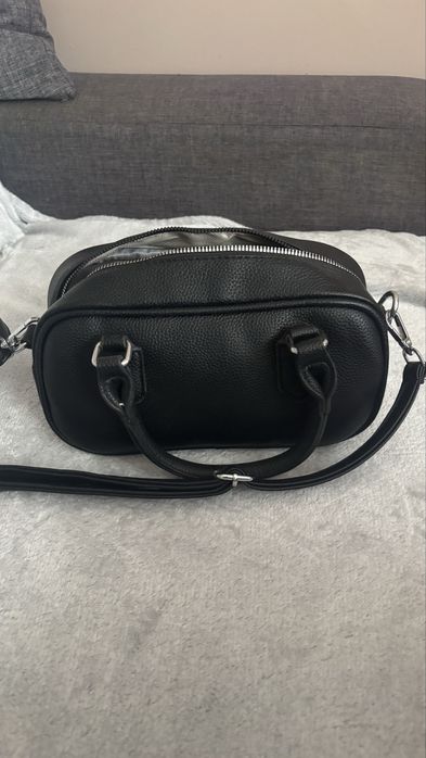 Черна кожена чанта