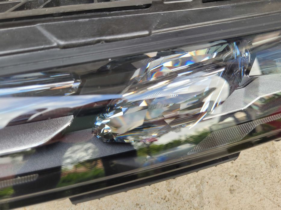 Bmw G70 i7 Swarovski Crystal Full LED Far,Бмв Г70 Фар