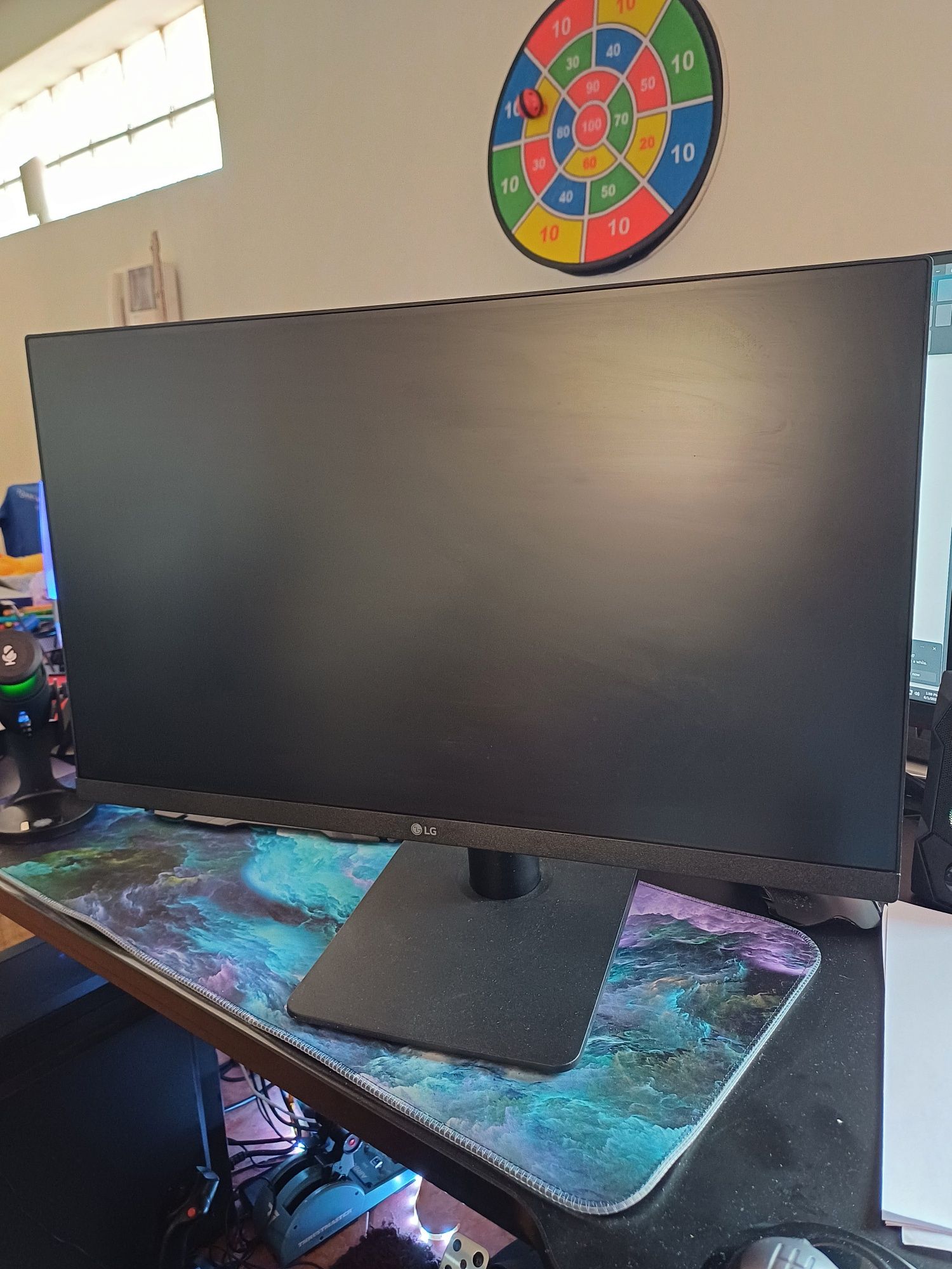 Monitor LG 24 inch