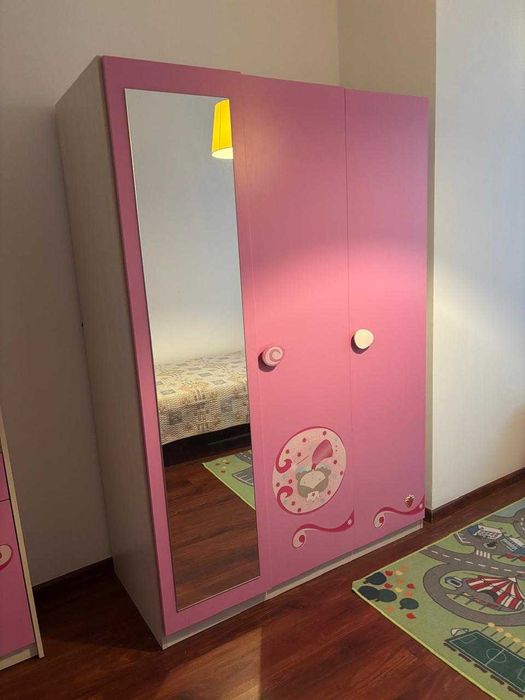 Детская мебель "cilek"для девочки, кровать, тумбочка,  шифоньер, шкаф.