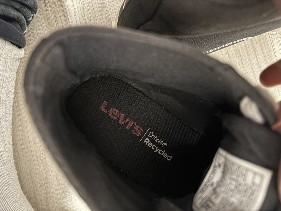 Дамски кецове Levis