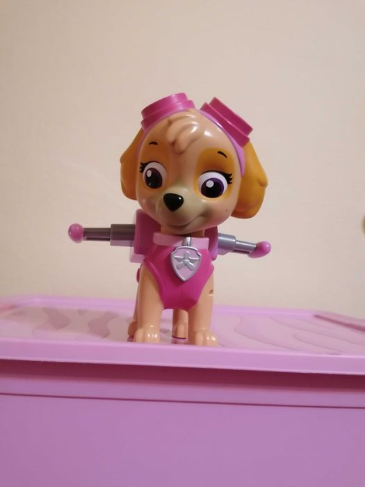 Jucărie Skye plastic 20 cm