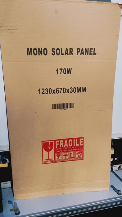 Чисто нов соларен панел