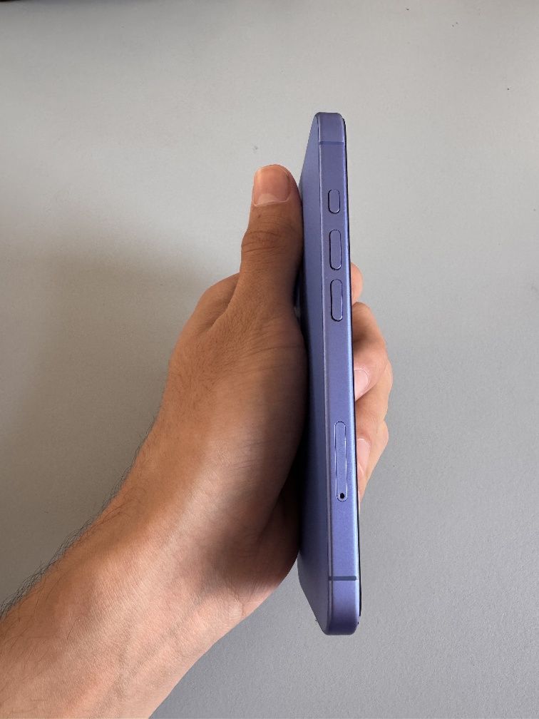 Iphone 16 128gb tiniq