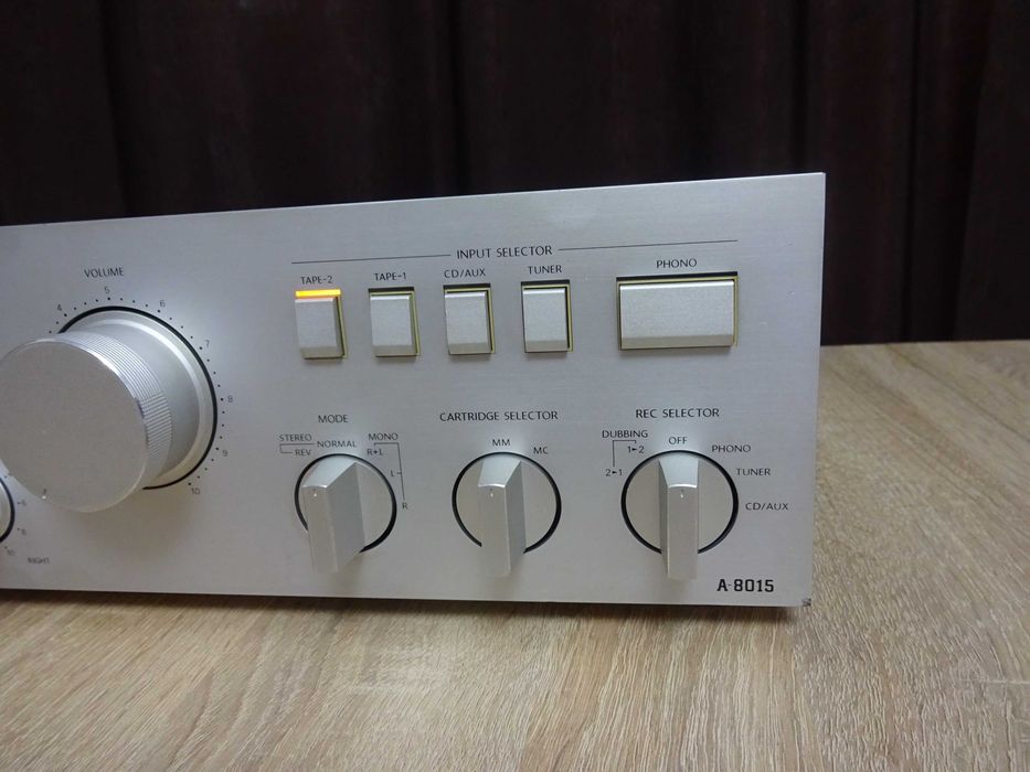 Amplificator Onkyo 2x90W