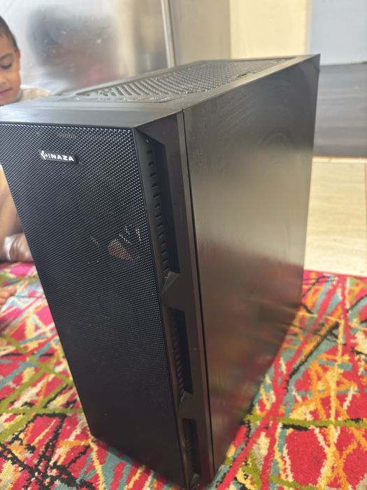 Pc gaming vand sau schimb