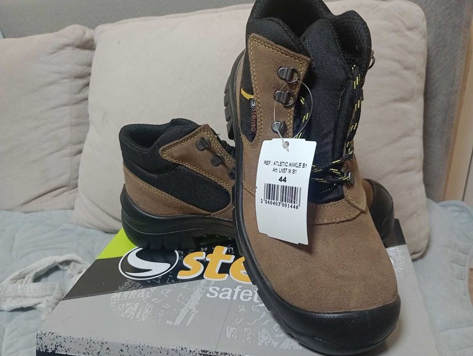 Работни обувки Stenso, с допълнителна защита на бомбето, 44 номер