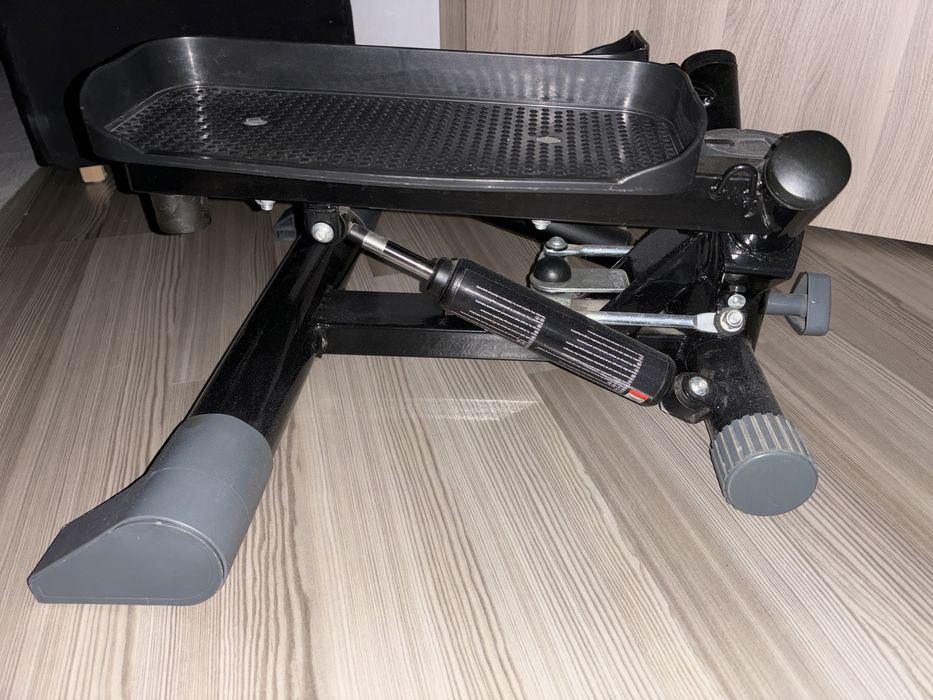 Stepper fitness machine