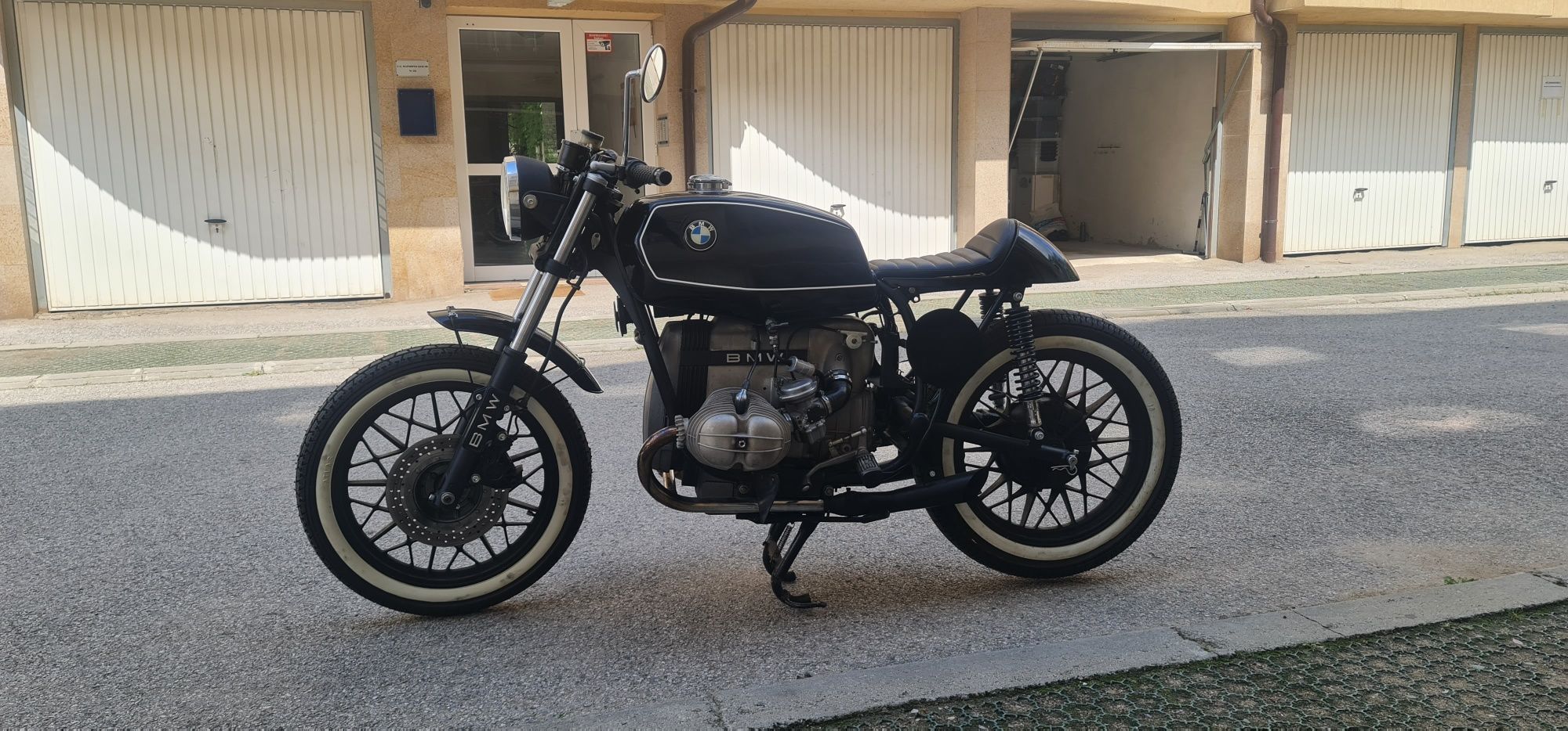 BMW  R45 1979 година