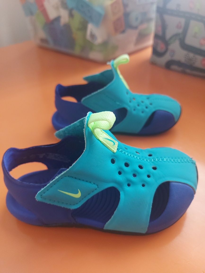 Sandale NIKE sunray mărime 23.5