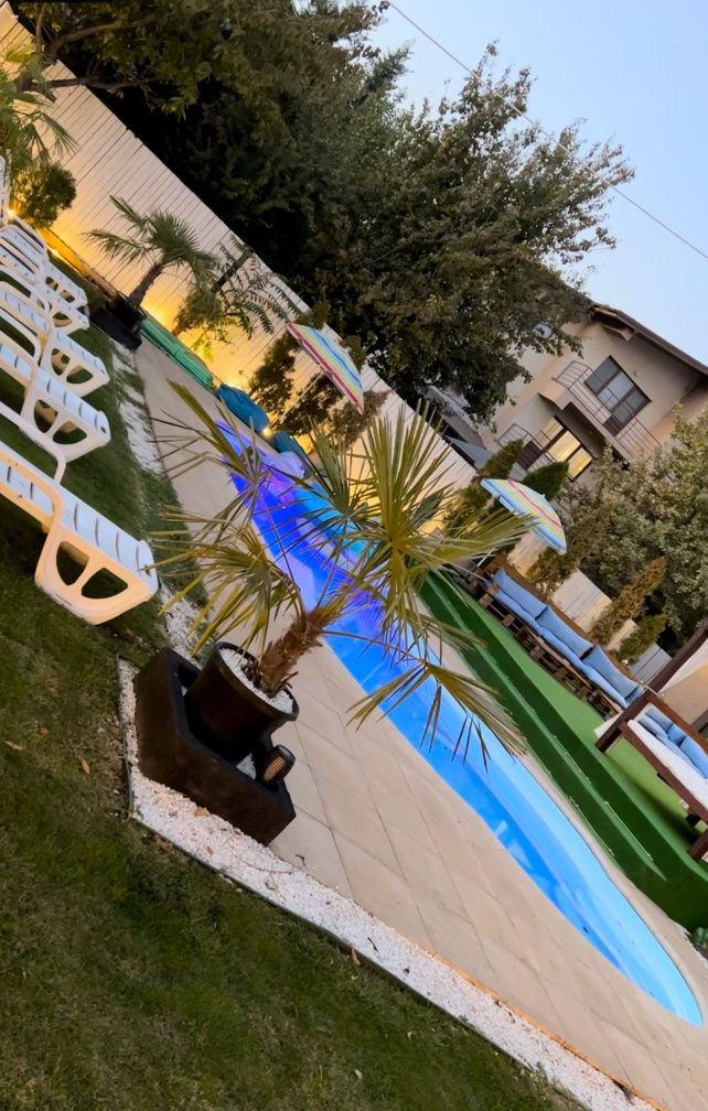 Vila Petrecere București - Piscina - Casa de petrecere - Majorat