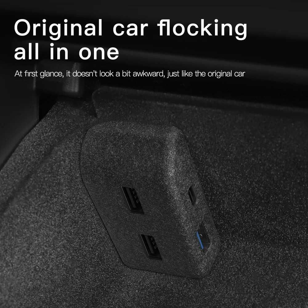 Hub USB cu 4 porturi (3 x USB + 1 x USB-C) pentru Tesla Model Y