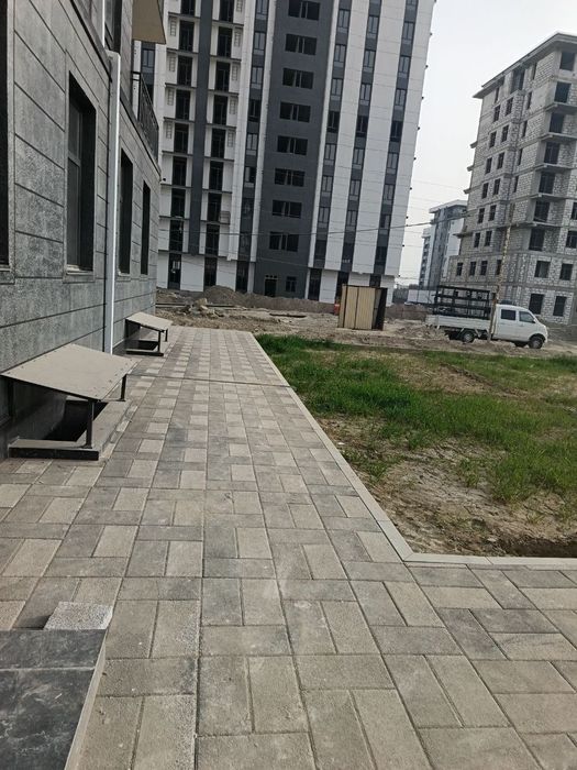 Бухоро ситидан квартира сотилади